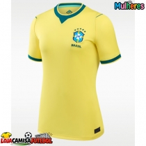 Camisa de Futebol Brasil Equipamento Principal Mulheres Mundo 2026 Manga Curta